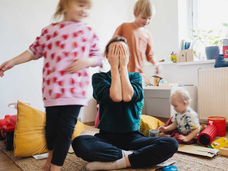 simptomi stresa se lahko kažejo na štiri glavne načine